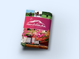 „Handzlówka - smak i zdrowie” to publikacja dla każdego, kto ceni piękne widoki, lubi tradycyjną kuchnię i poszukuje warunków do pieszych czy też rowerowych wędrówek. 